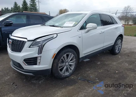 2024 Cadillac Xt5 Awd Premium Luxury z USA, uszkodzony, nr VIN 1GYKNDR44RZ711663